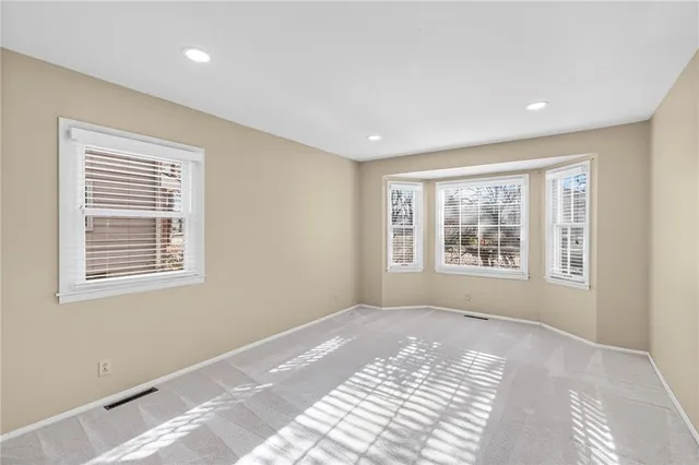 $259,995 | 16512 East Ellison Way, Independence, MO 64055