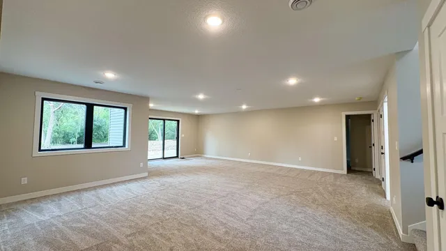 $699,900 | 1218 Highway Street North, Dodge Center, MN 55927