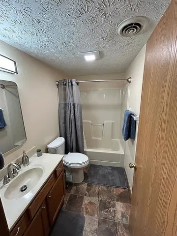 $149,000 | 1003 Broadway Street, Washington Court House, OH 43160