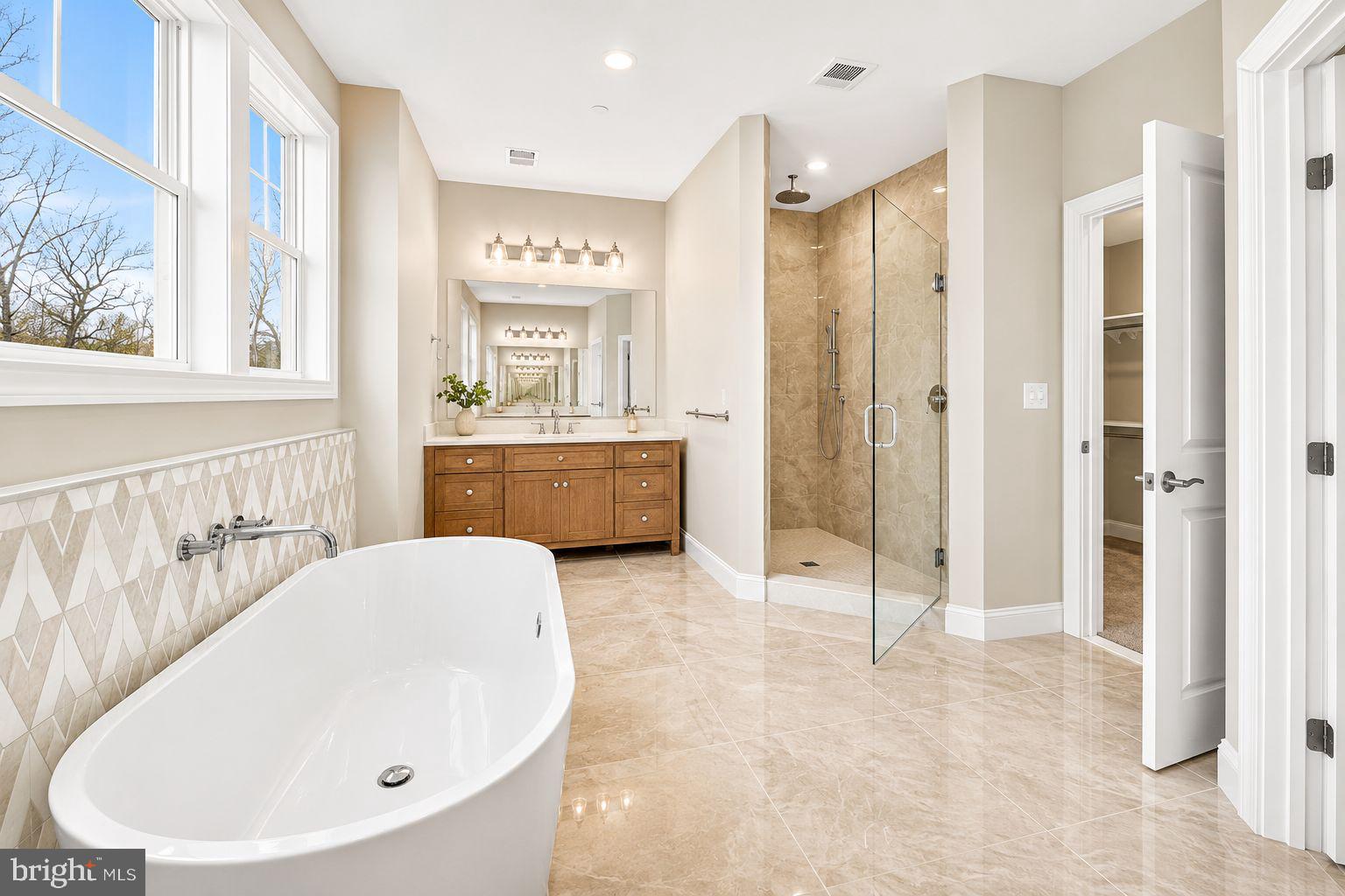 624 Old County Road Severna Park, MD 21146 - Photo 11 of 15 Luxury Bathroom - example of layout