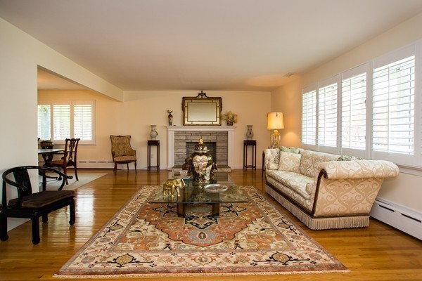 154 Cynthia Road Newton, MA 02459 - Photo 7 of 22