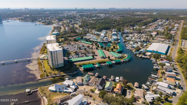 $1,995 | 6588 Harbour Boulevard, Panama City Beach, FL 32407