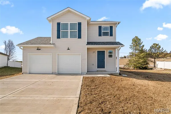 $299,900 | 1404 Orchard Lakes Circle, Belleville, IL 62220
