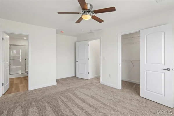 $299,900 | 1404 Orchard Lakes Circle, Belleville, IL 62220