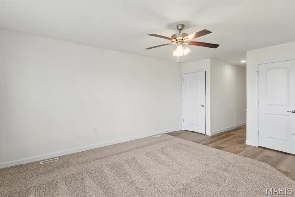 $299,900 | 1404 Orchard Lakes Circle, Belleville, IL 62220