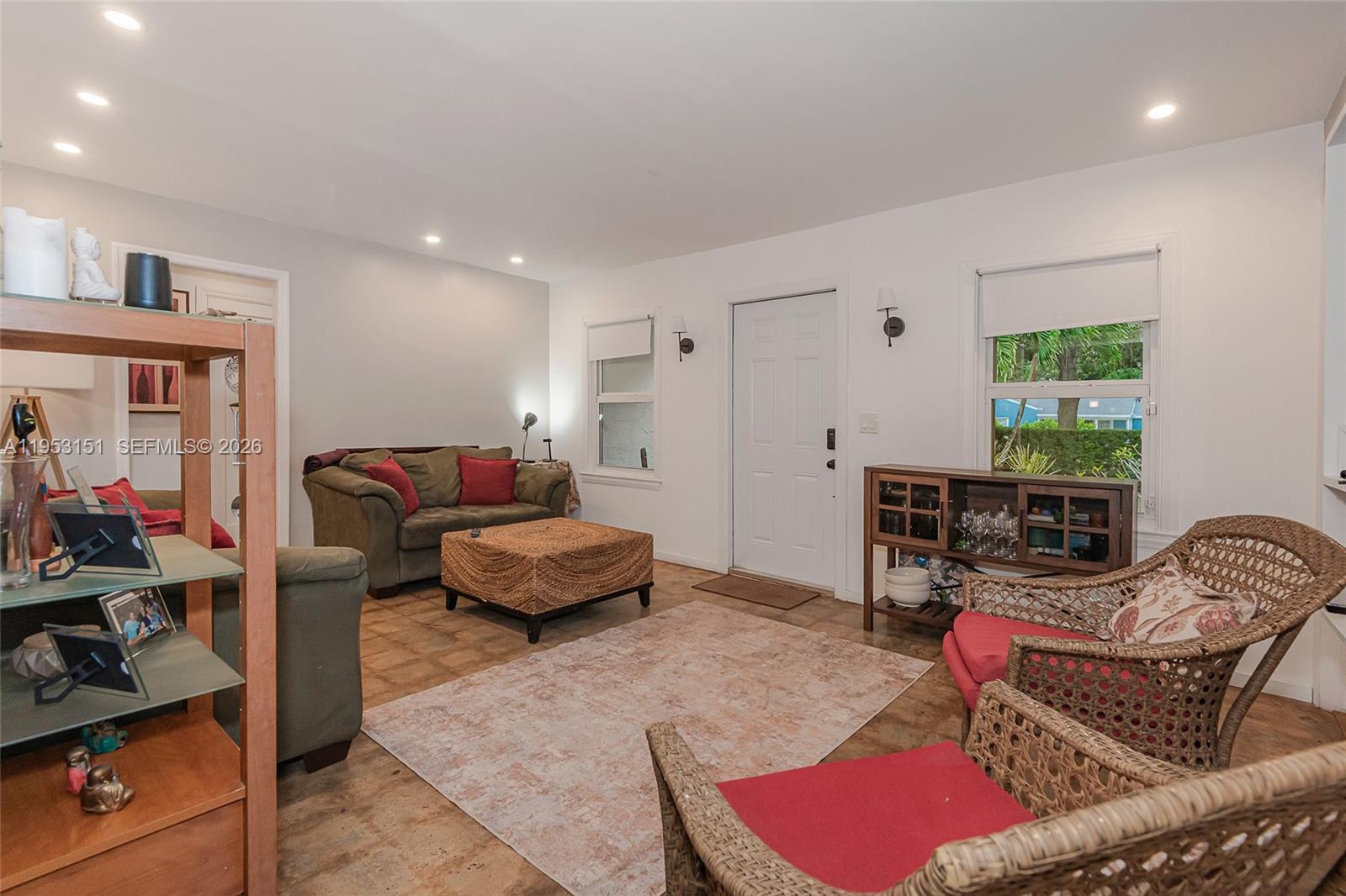 1491 Northeast 132nd Road North Miami, FL 33161 - Photo 6 of 28