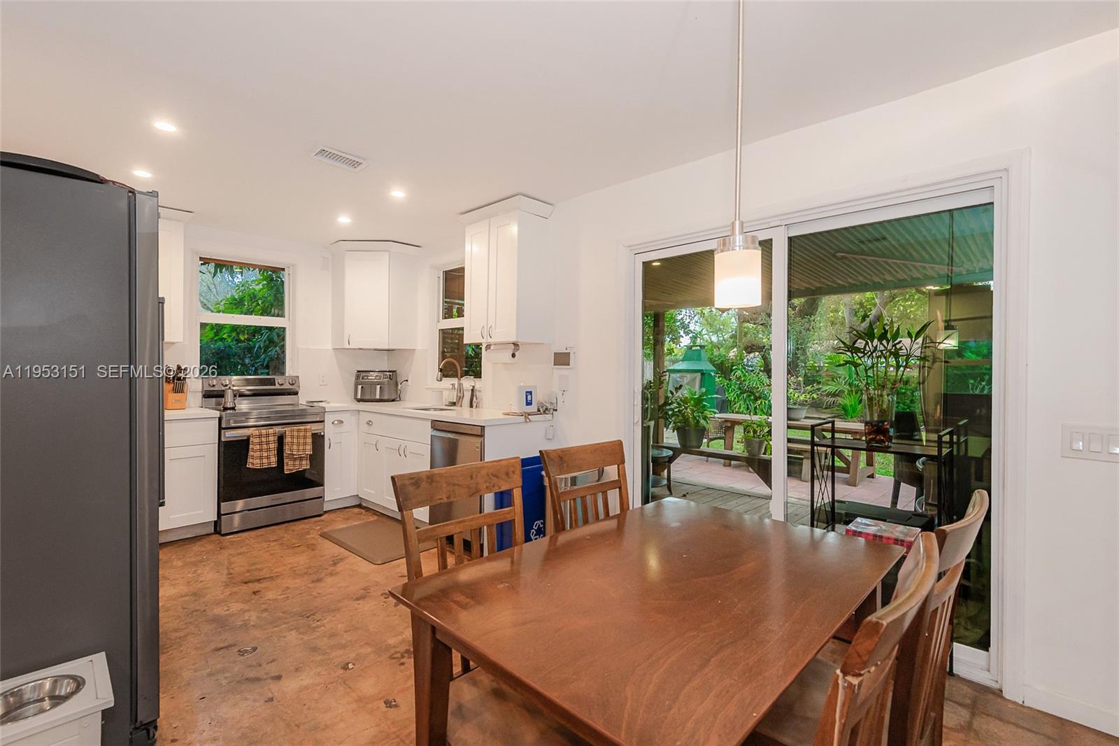 1491 Northeast 132nd Road North Miami, FL 33161 - Photo 7 of 28