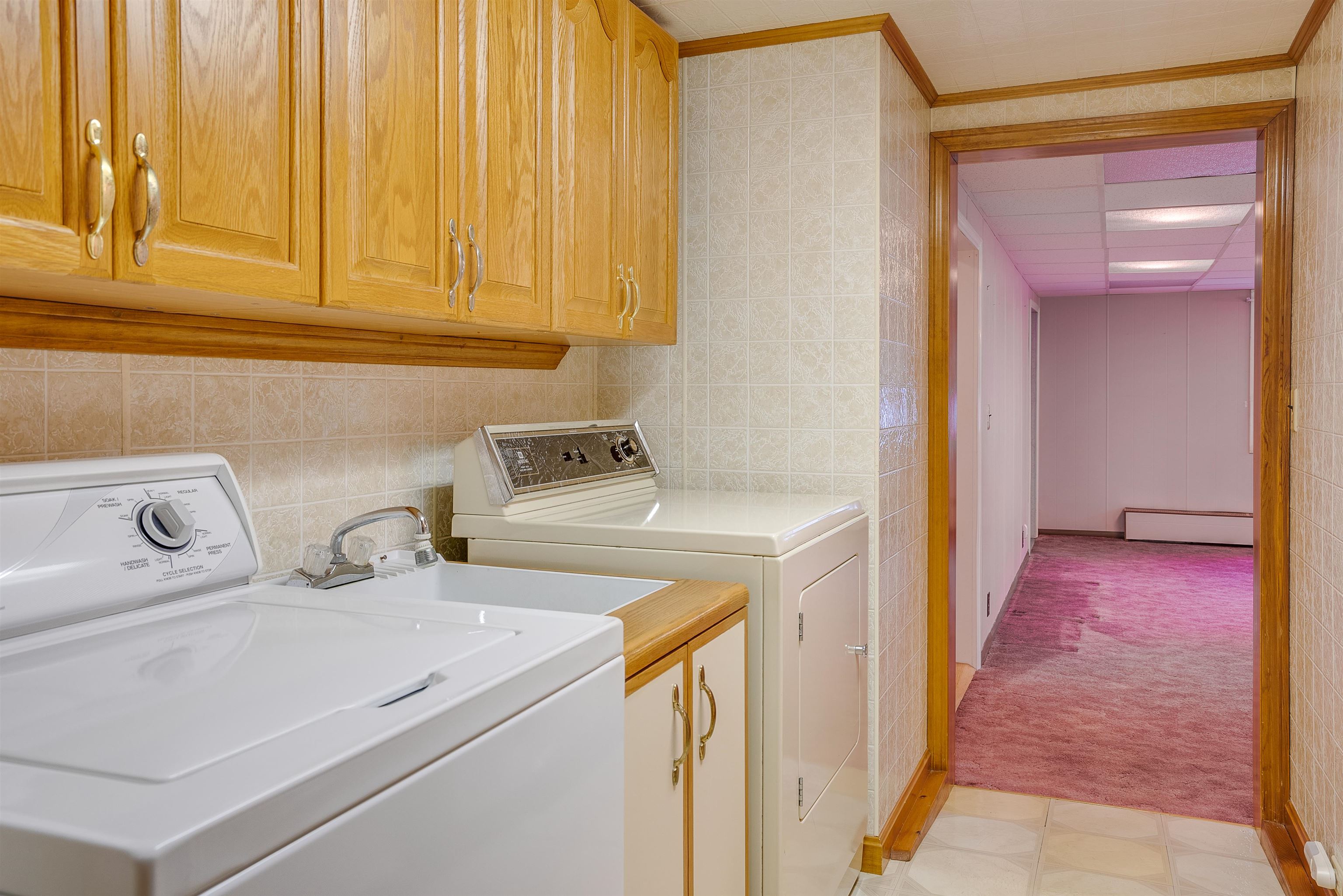 137 Wason Road Hudson, NH 03051 - Photo 17 of 40