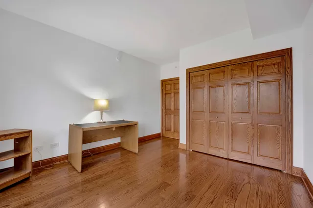 $515,000 | 145 South York Street, Unit 322, Elmhurst, IL 60126