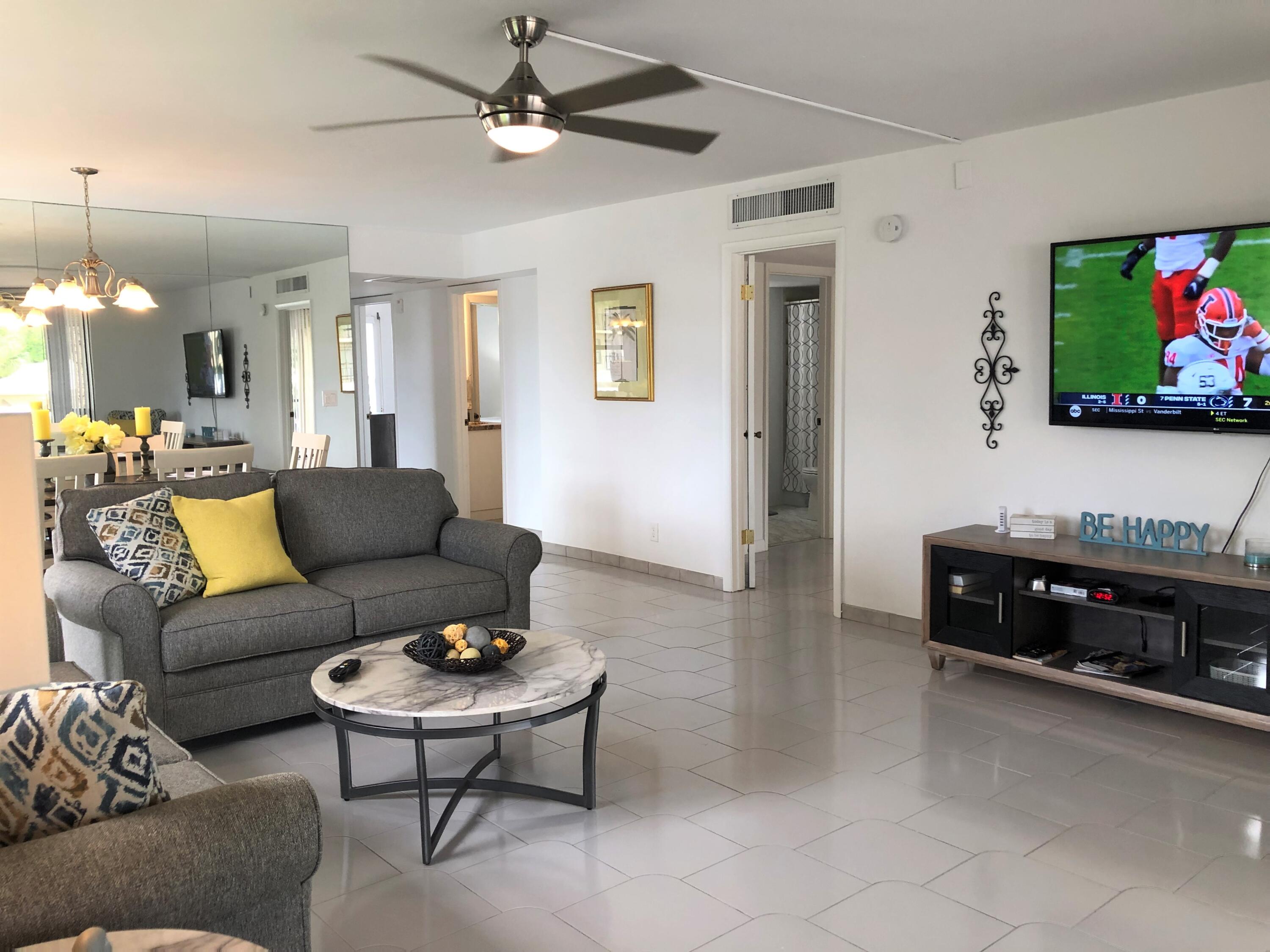 1629 Riverview Road, Unit 221 Deerfield Beach, FL 33441 - Photo 8 of 26 LIVING ROOM