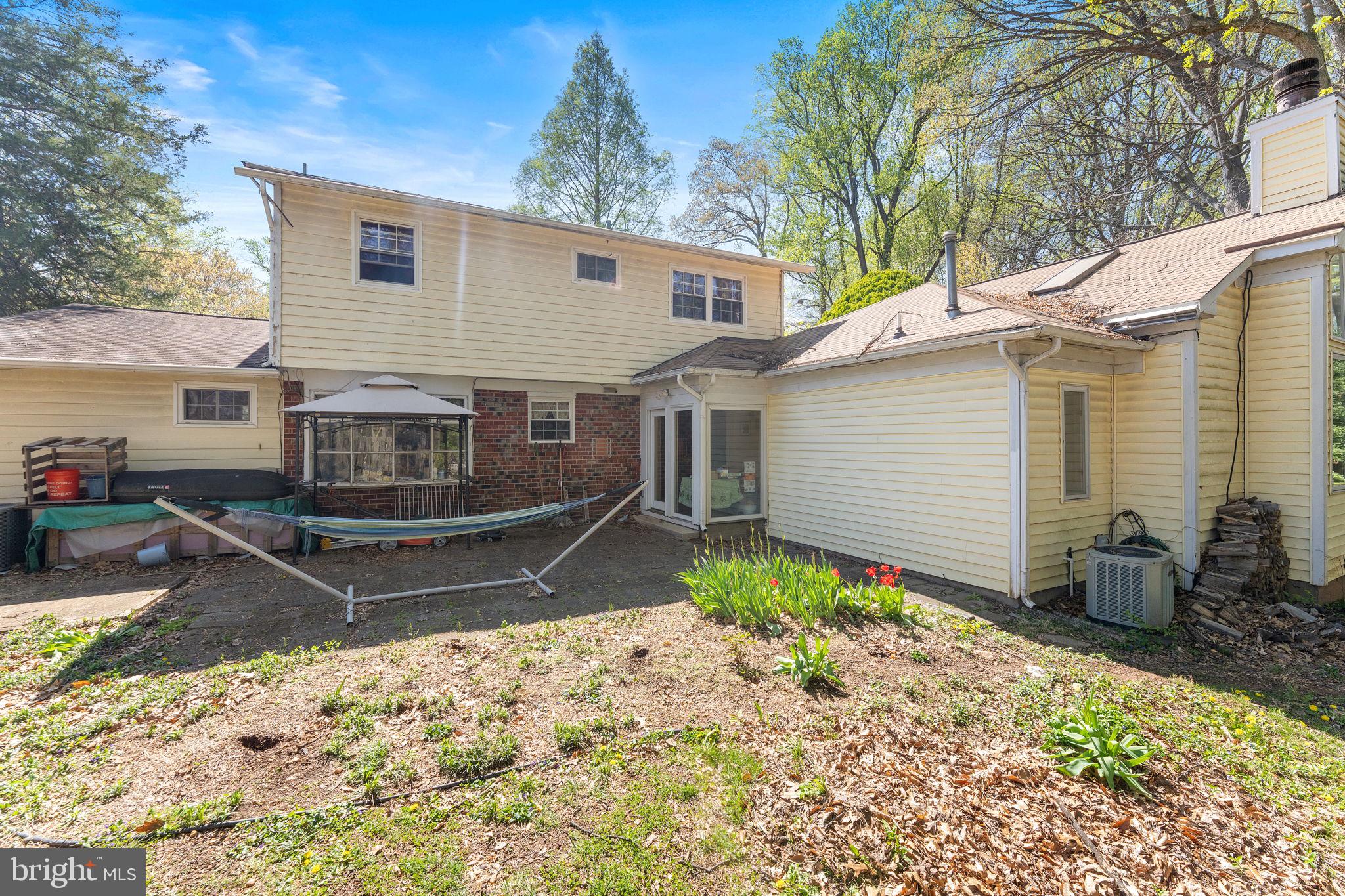 8610 Clydesdale Road Springfield, VA 22151 - Photo 32 of 42 Back yard