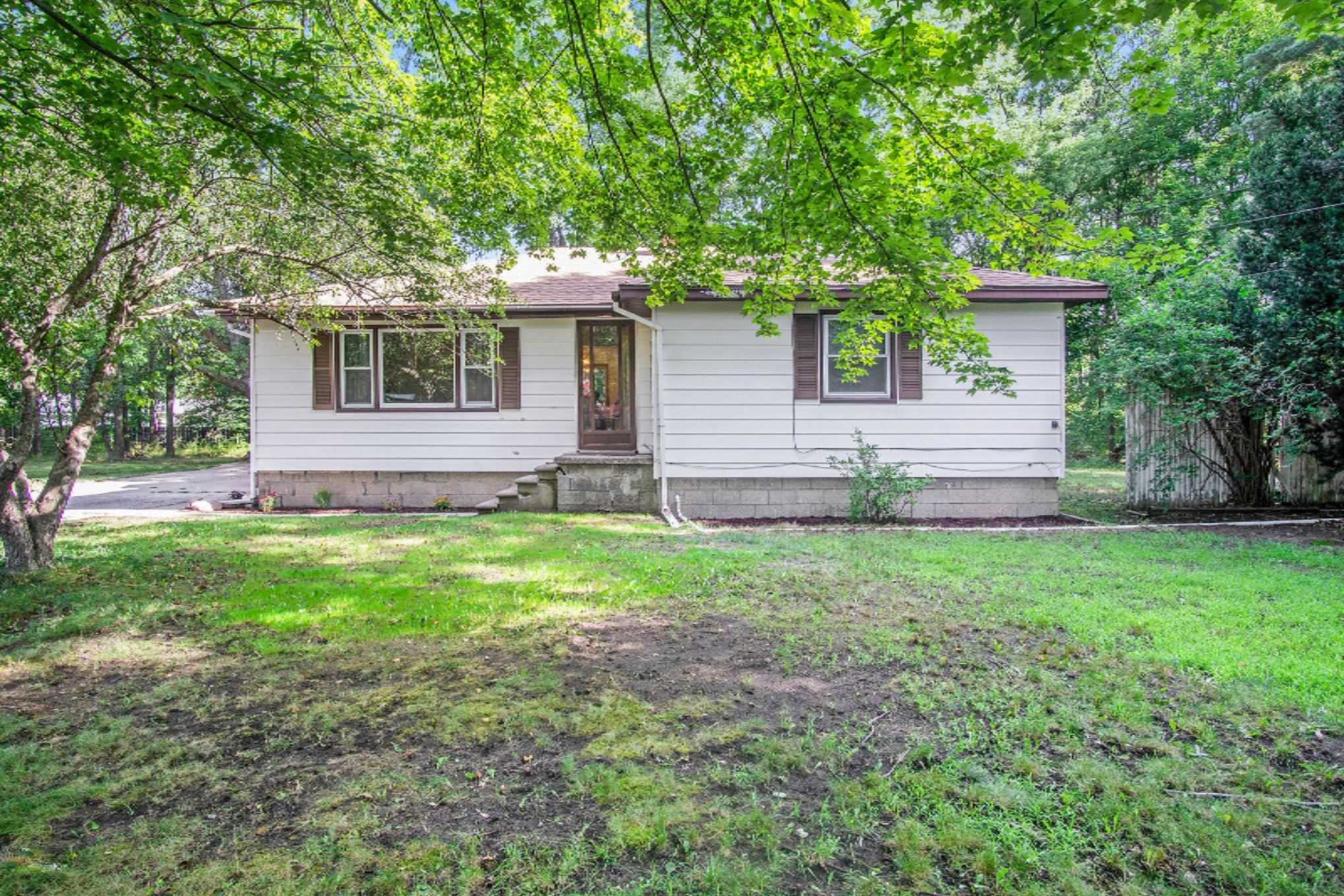 2370 East Hile Road Muskegon, MI 49444 - Photo 2 of 26 DSC08466