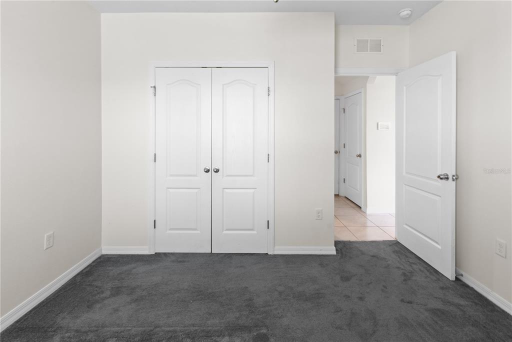 2651 Grandbury Grove Road Lakeland, FL 33811 - Photo 27 of 41 a view of closet