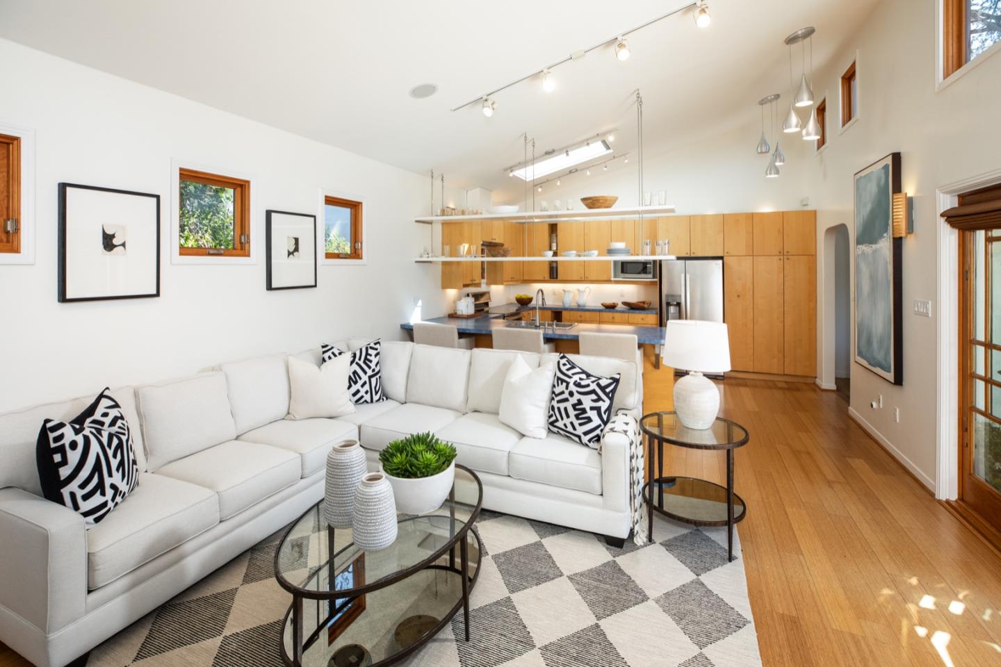 204 Princeton Road Menlo Park, CA 94025 - Photo 15 of 40