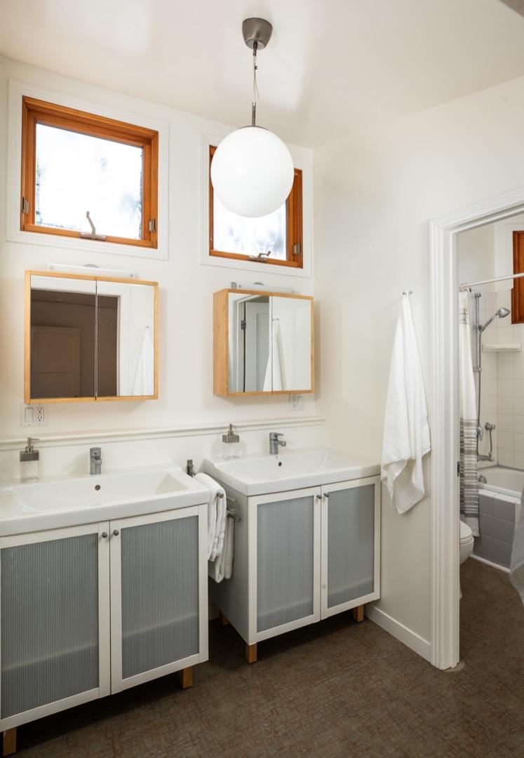 204 Princeton Road Menlo Park, CA 94025 - Photo 23 of 40