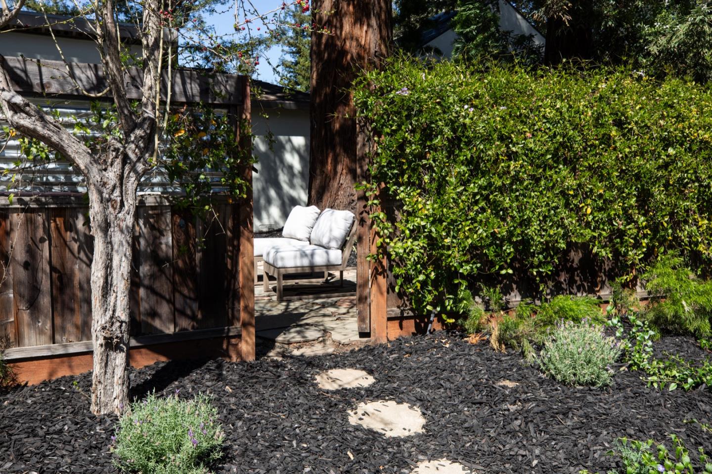 204 Princeton Road Menlo Park, CA 94025 - Photo 35 of 40