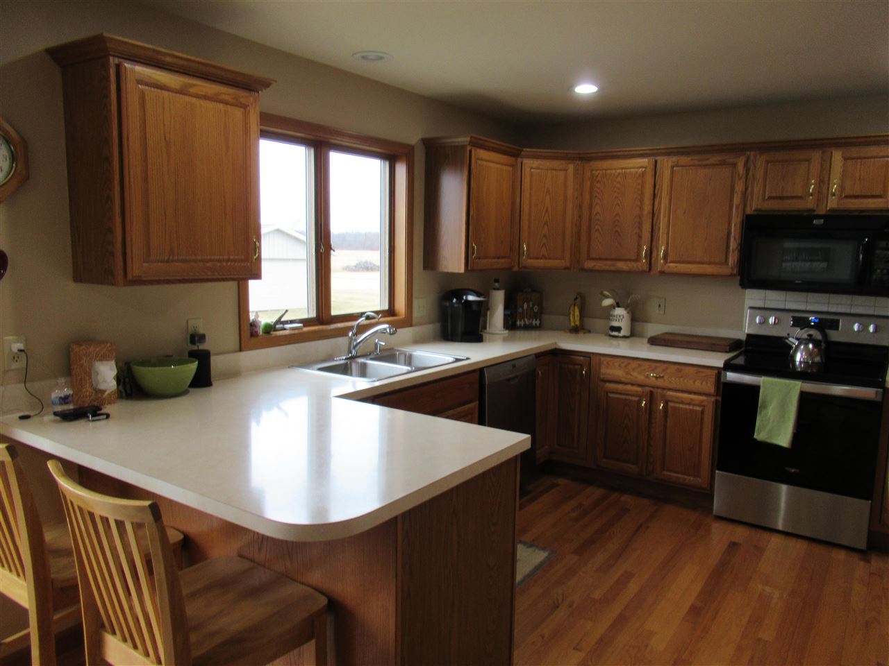 11212 West Stanley Road Flushing, MI 48433 - Photo 9 of 47 50069217-8.JPG