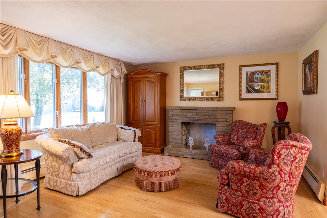 8 Continental Road Smithfield, RI 02828 - Photo 16 of 29 Gallery Image 16