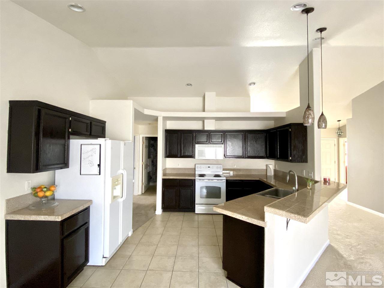 2102 Fort Bridger Road Fernley, NV 89408 - Photo 5 of 10 Photo 5