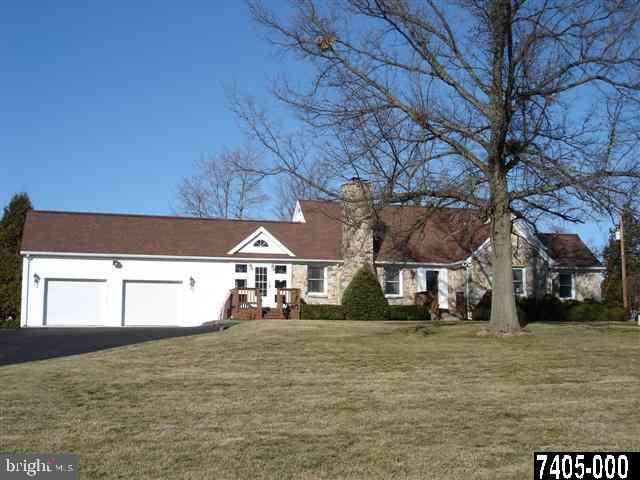 1391 Herrs Ridge Road Gettysburg, PA 17325 - Photo 3 of 27 Gallery Image 3
