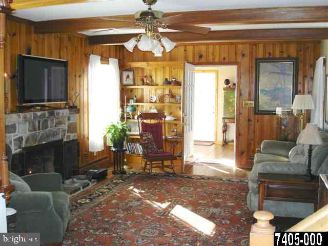 1391 Herrs Ridge Road Gettysburg, PA 17325 - Photo 5 of 27 Gallery Image 5