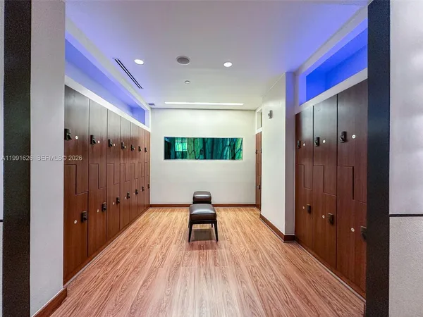 $4,500 | 6899 Collins Avenue, Unit 1009, Miami Beach, FL 33141