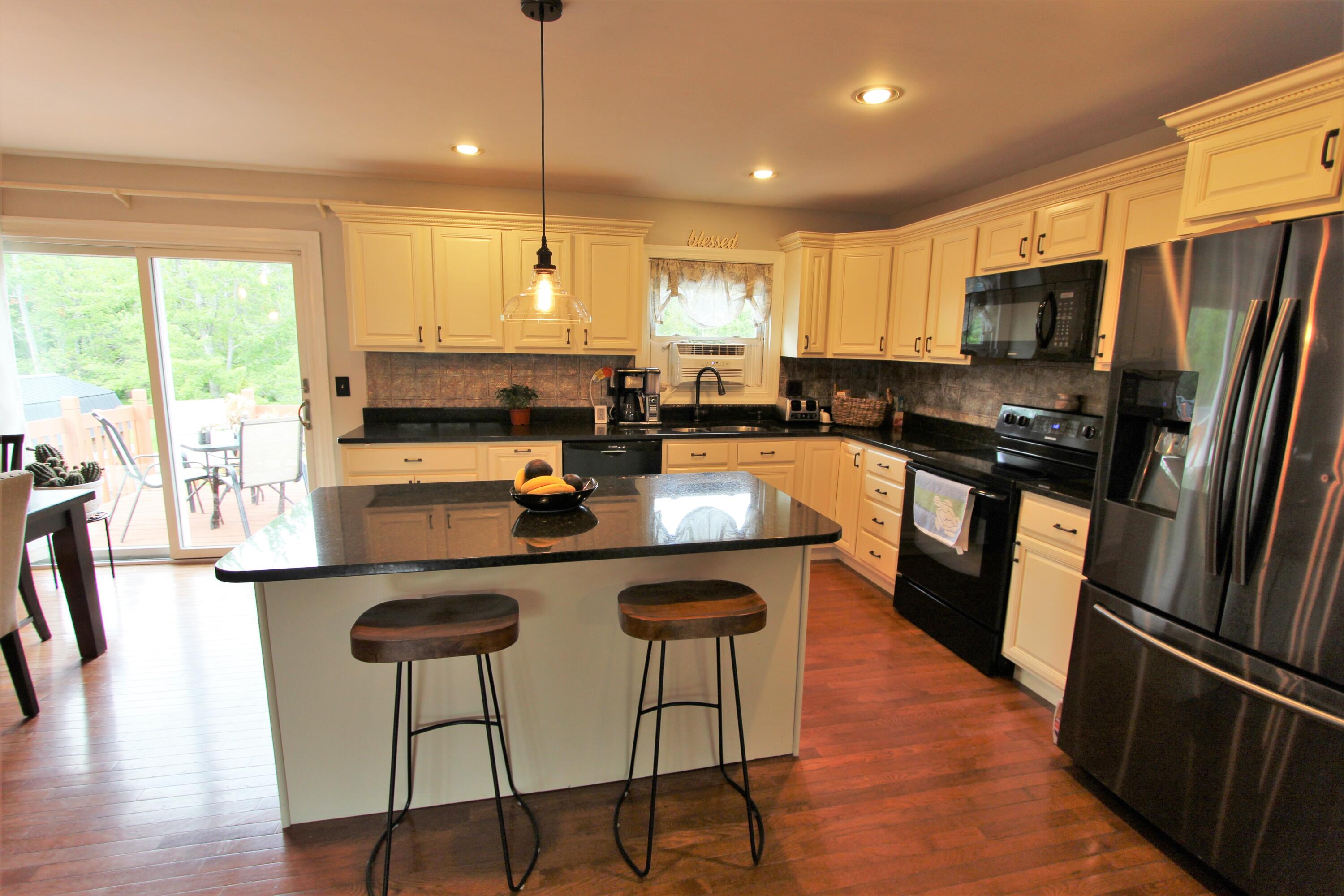 82 Canterbury Road Brewer, ME 04412 - Photo 27 of 56 IMG_2471