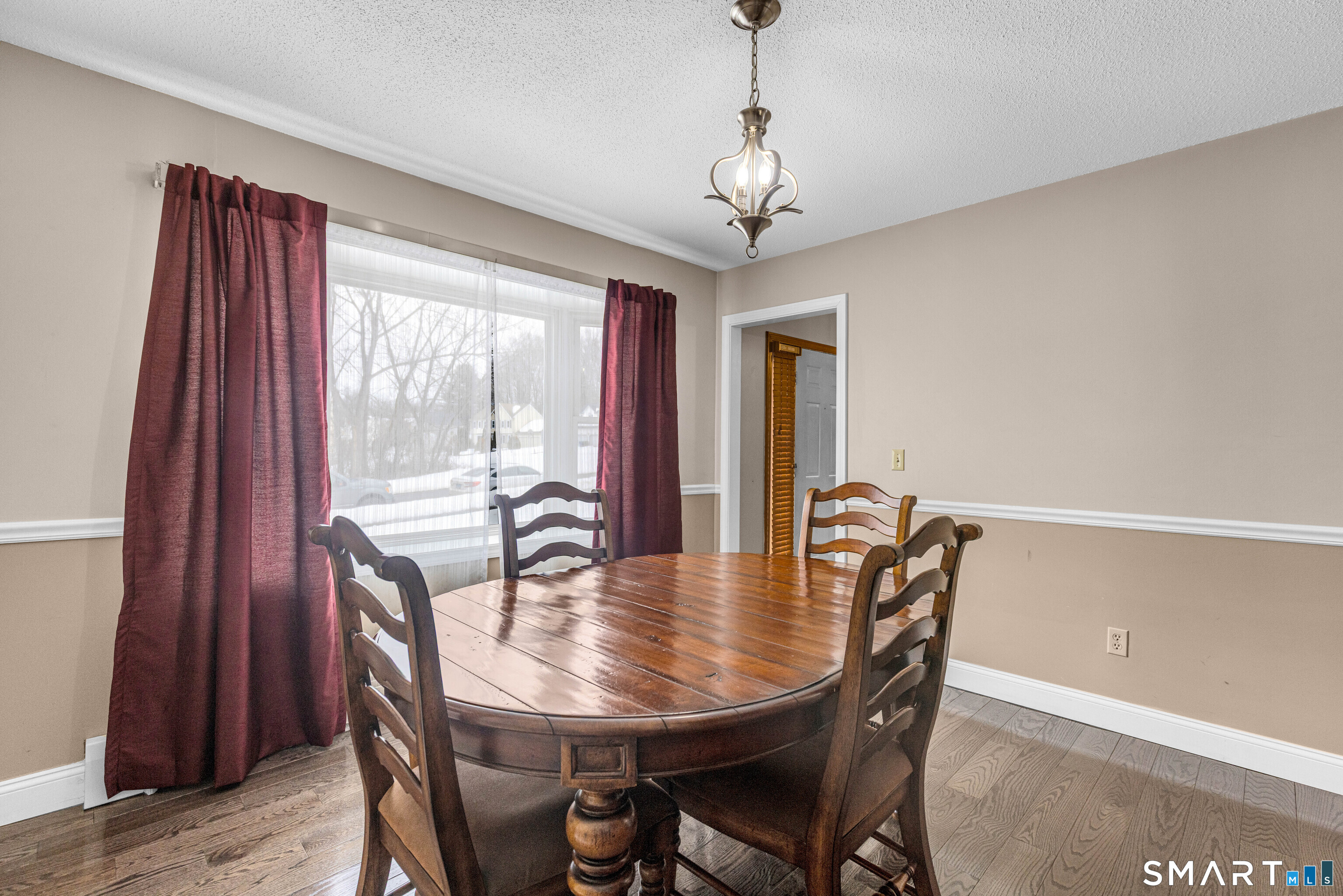5 Ashley Road Windsor, CT 06095 - Photo 12 of 34