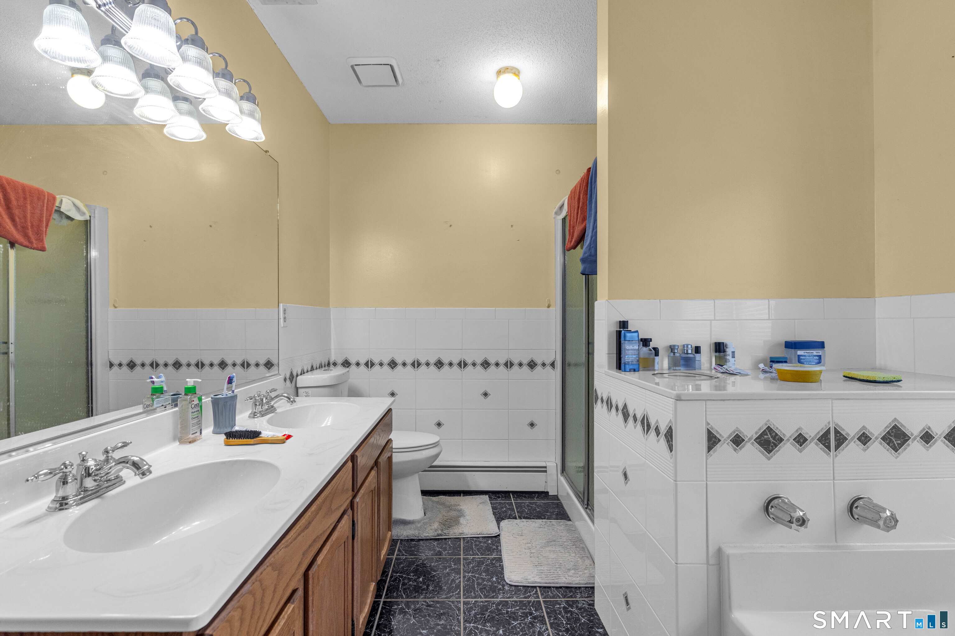 5 Ashley Road Windsor, CT 06095 - Photo 24 of 34