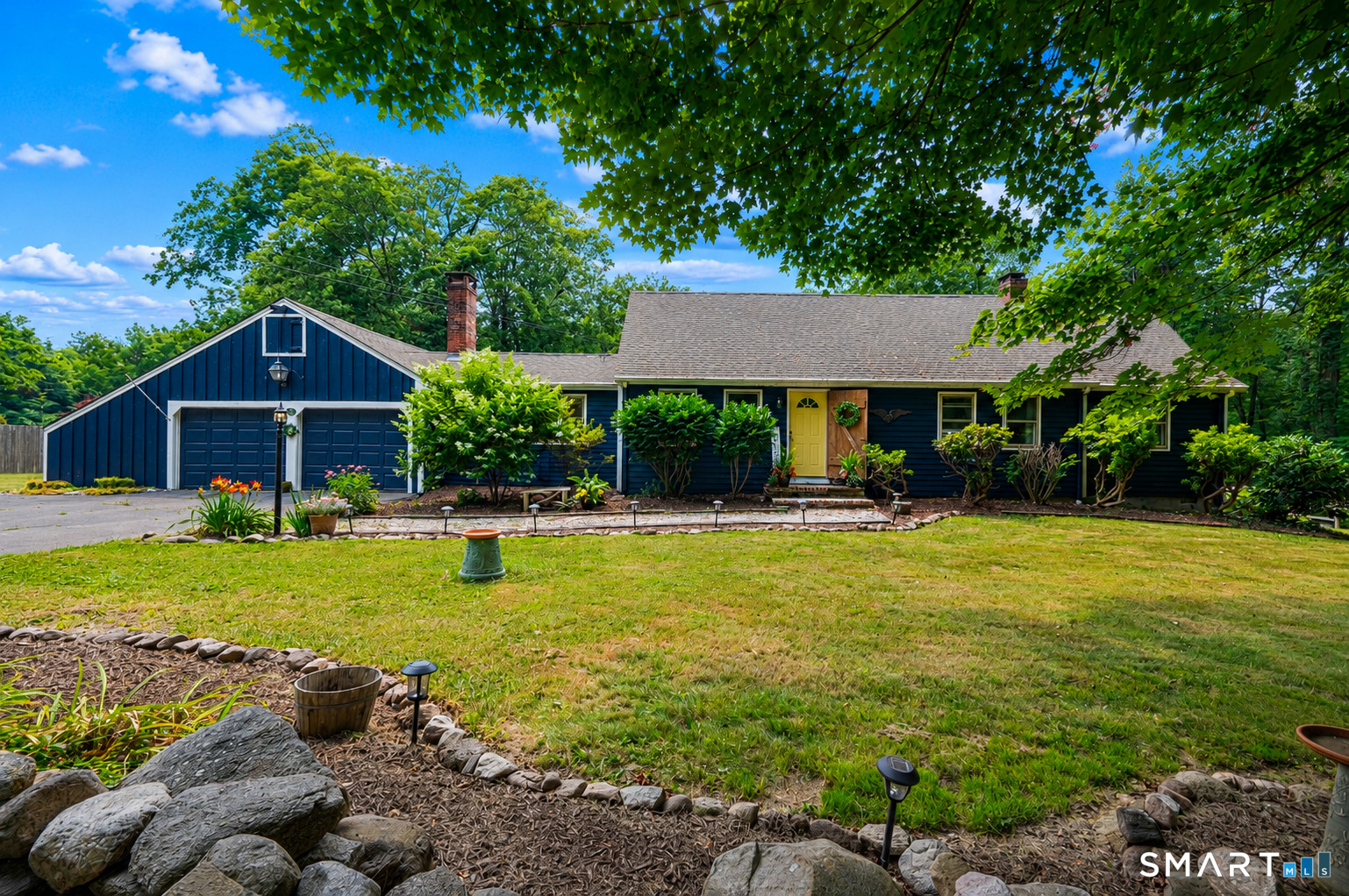 101 Abbey Road East Hampton, CT 06424 - Photo 1 of 40
