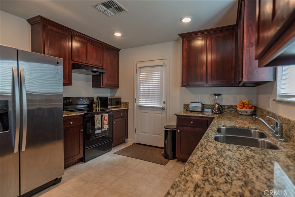 714 Dean Court Merced, CA 95341 - Photo 11 of 51