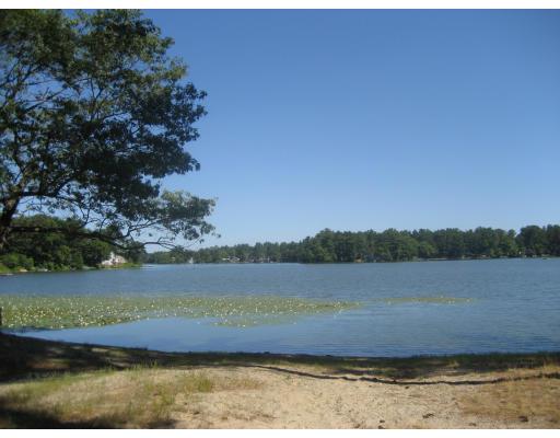 9 Parker Road Pembroke, MA 02359 - Photo 2 of 8 Gallery Image 2