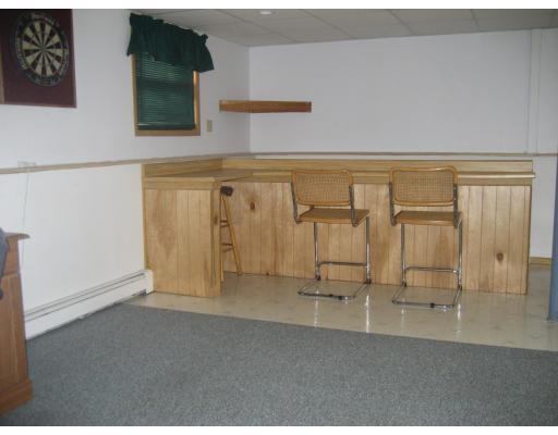 9 Parker Road Pembroke, MA 02359 - Photo 6 of 8 Gallery Image 6