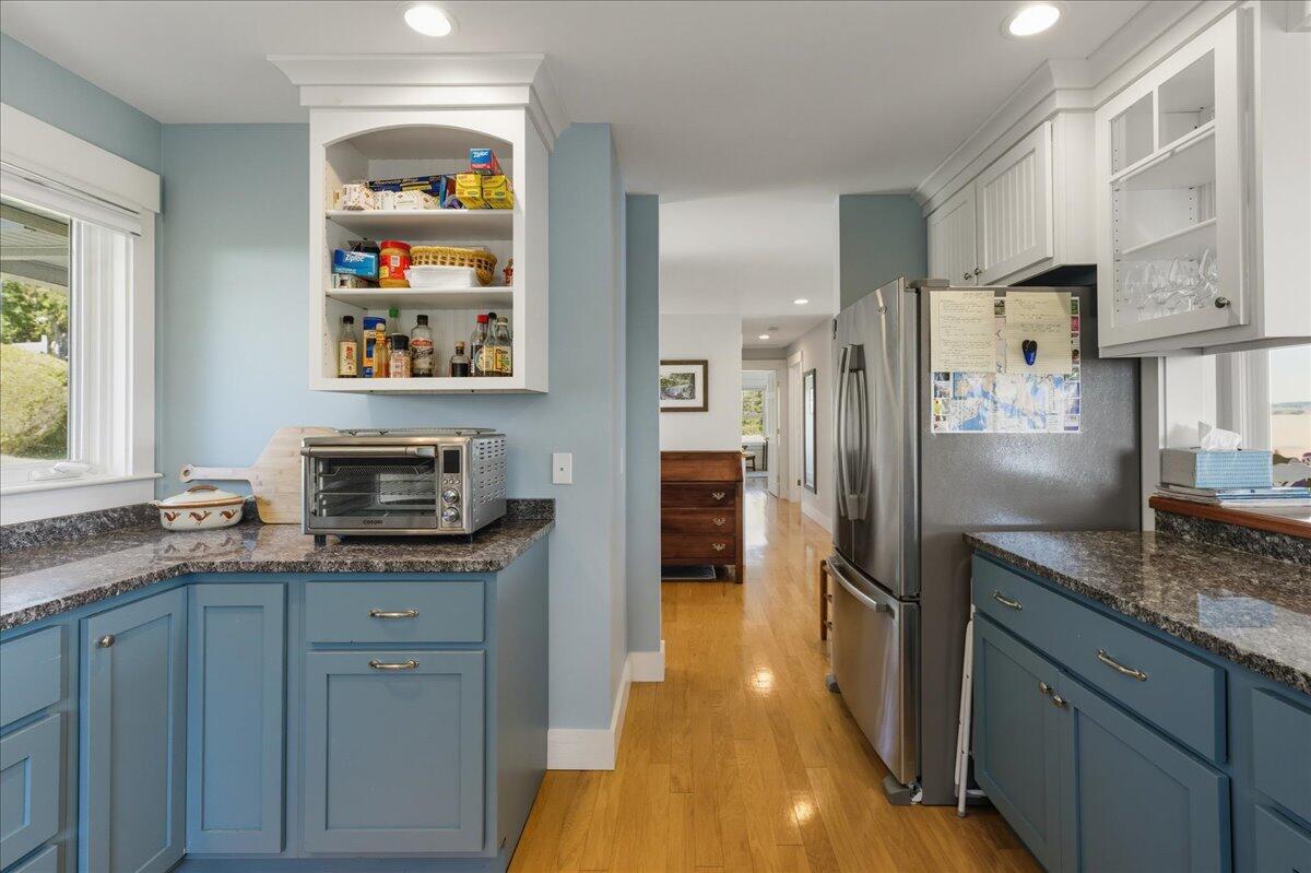 79 Perkins Street Castine, ME 04421 - Photo 20 of 96