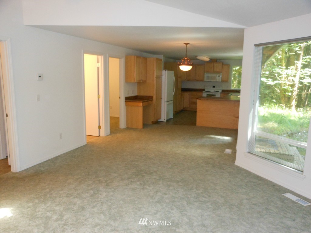 166 East Nantucket Road Shelton, WA 98584 - Photo 6 of 14 Gallery Image 6
