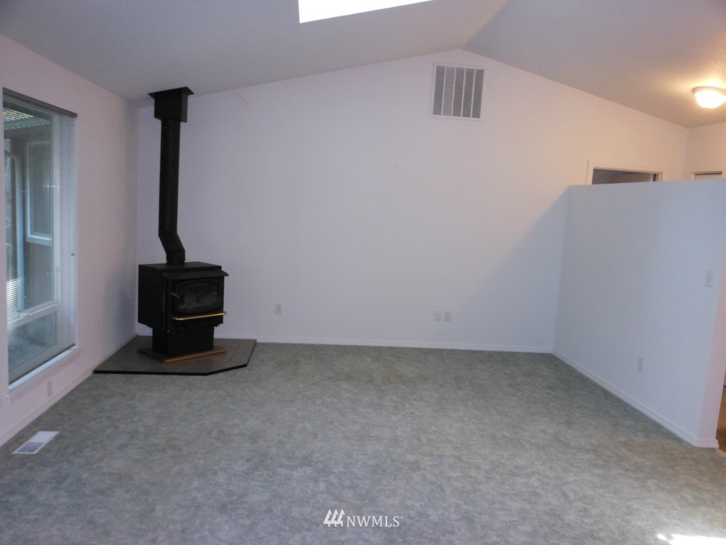 166 East Nantucket Road Shelton, WA 98584 - Photo 7 of 14 Gallery Image 7