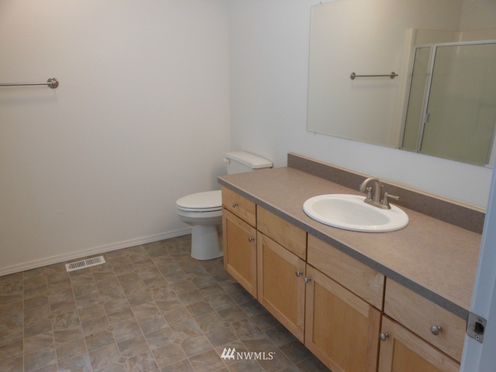 166 East Nantucket Road Shelton, WA 98584 - Photo 9 of 14 Gallery Image 9