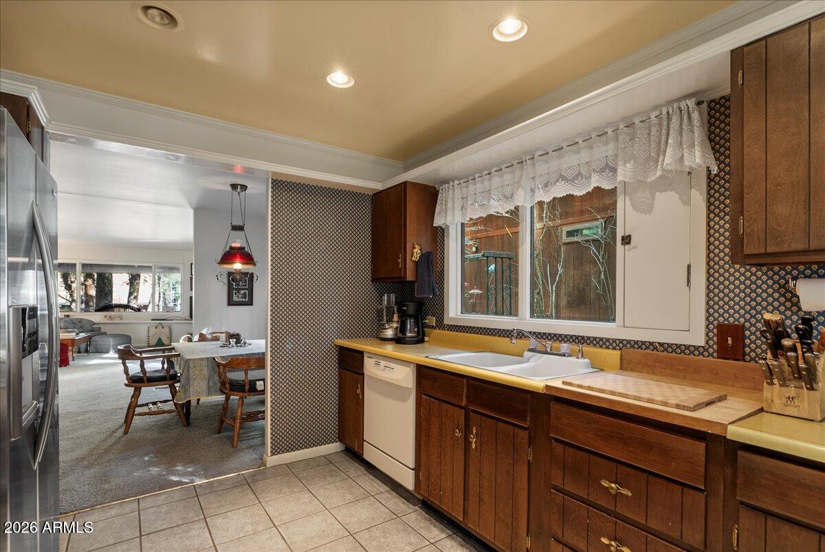 103 North Harding Drive Sedona, AZ 86336 - Photo 20 of 62 a spacious bathroom with a double vanity sink and a mirror