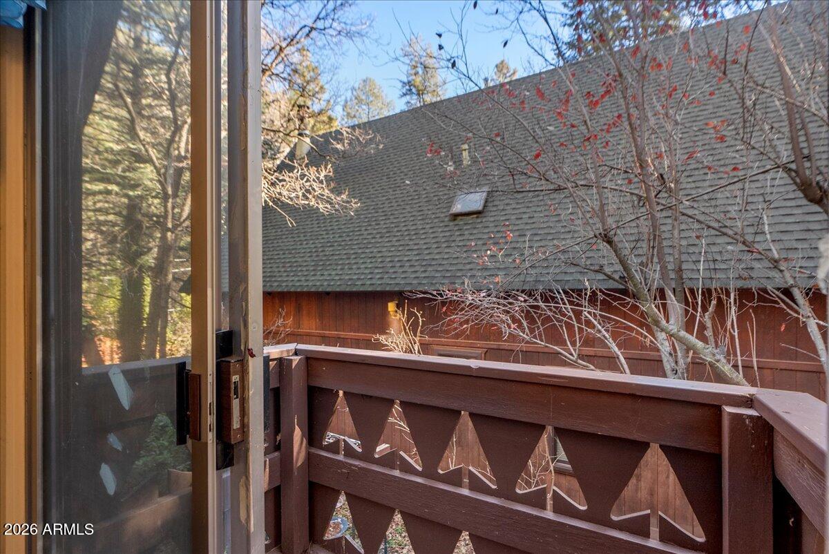 103 North Harding Drive Sedona, AZ 86336 - Photo 37 of 62 39-Balcony
