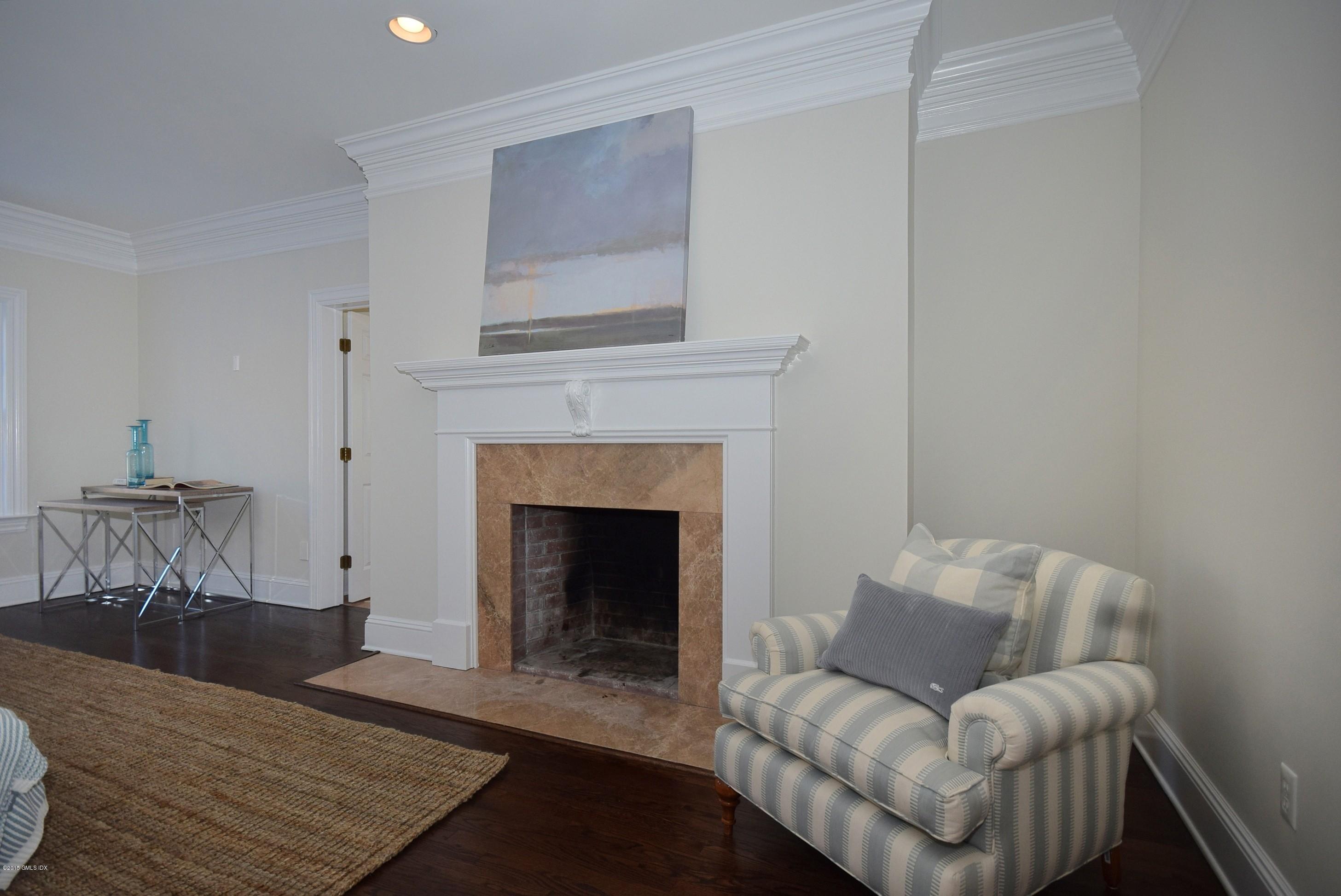184 Lukes Wood Road New Canaan, CT 06840 - Photo 14 of 23 99073673-14