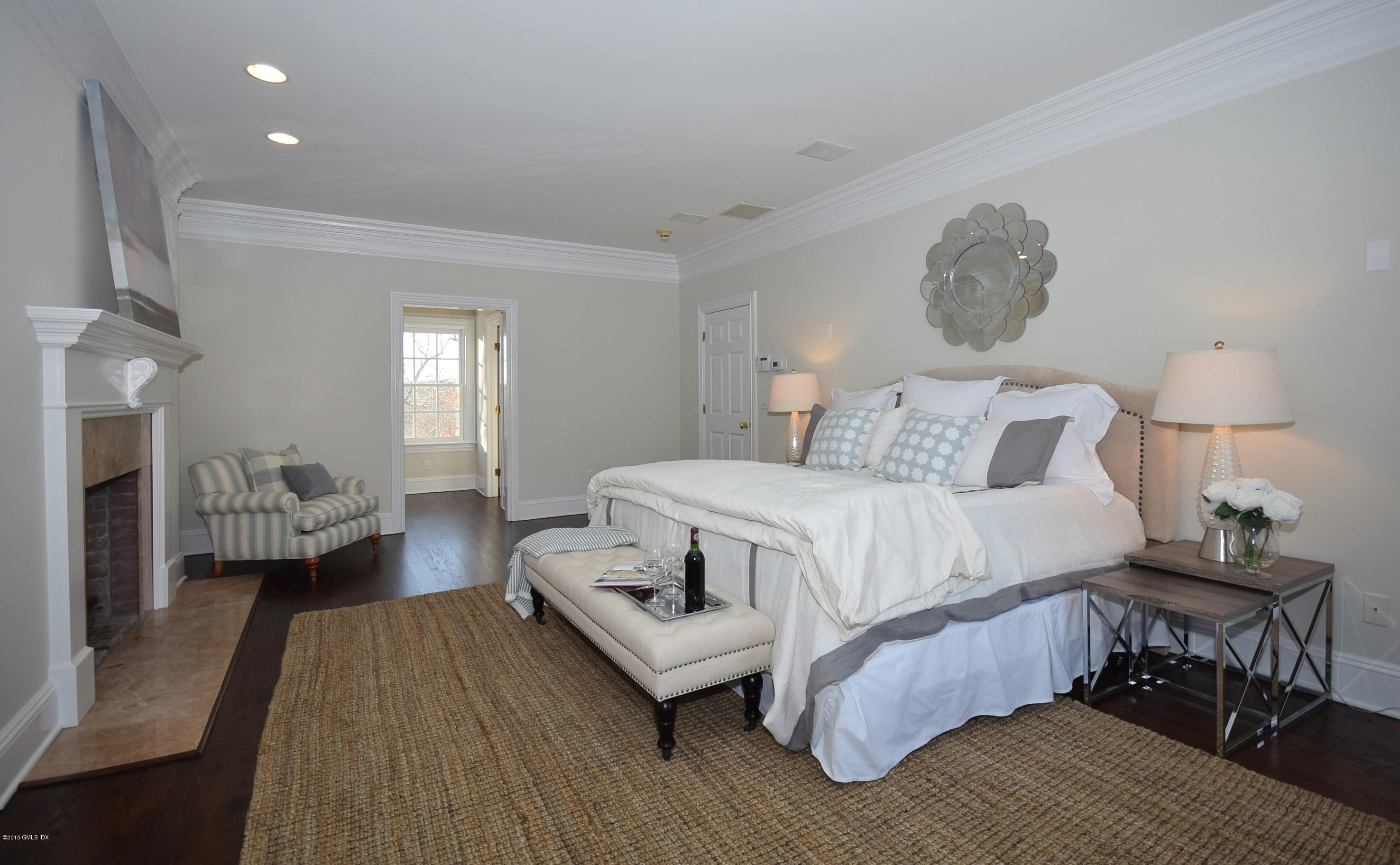 184 Lukes Wood Road New Canaan, CT 06840 - Photo 15 of 23 99073673-15