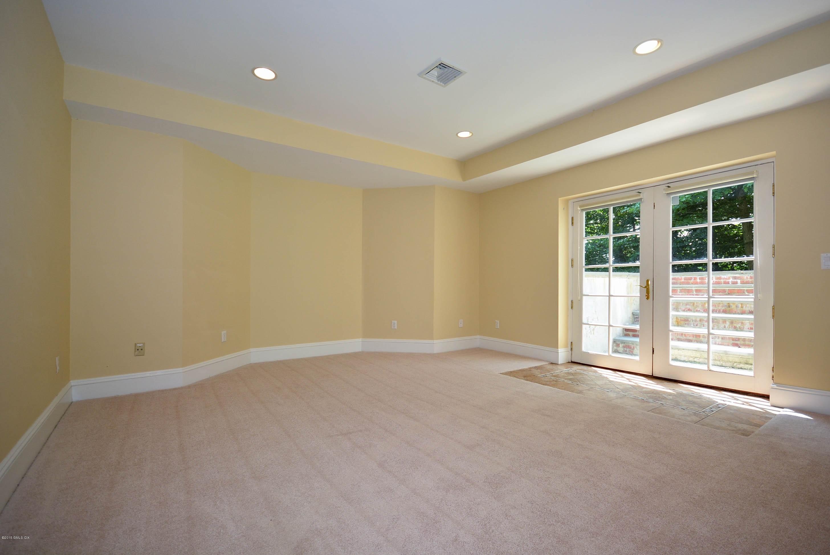 184 Lukes Wood Road New Canaan, CT 06840 - Photo 18 of 23 99073673-18