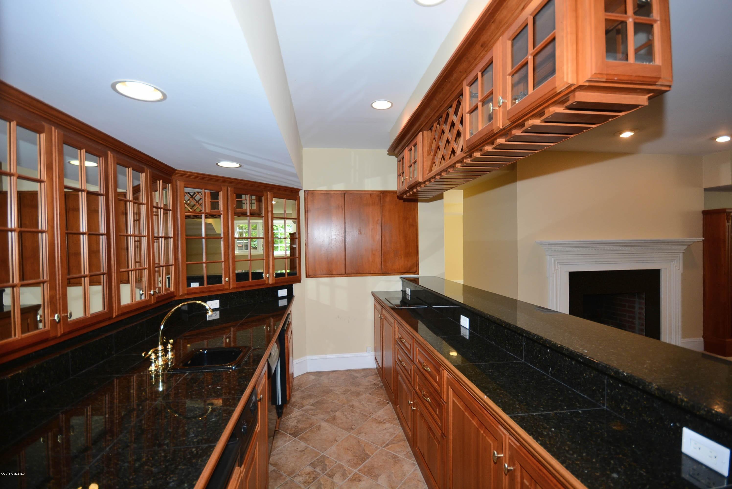 184 Lukes Wood Road New Canaan, CT 06840 - Photo 20 of 23 99073673-20