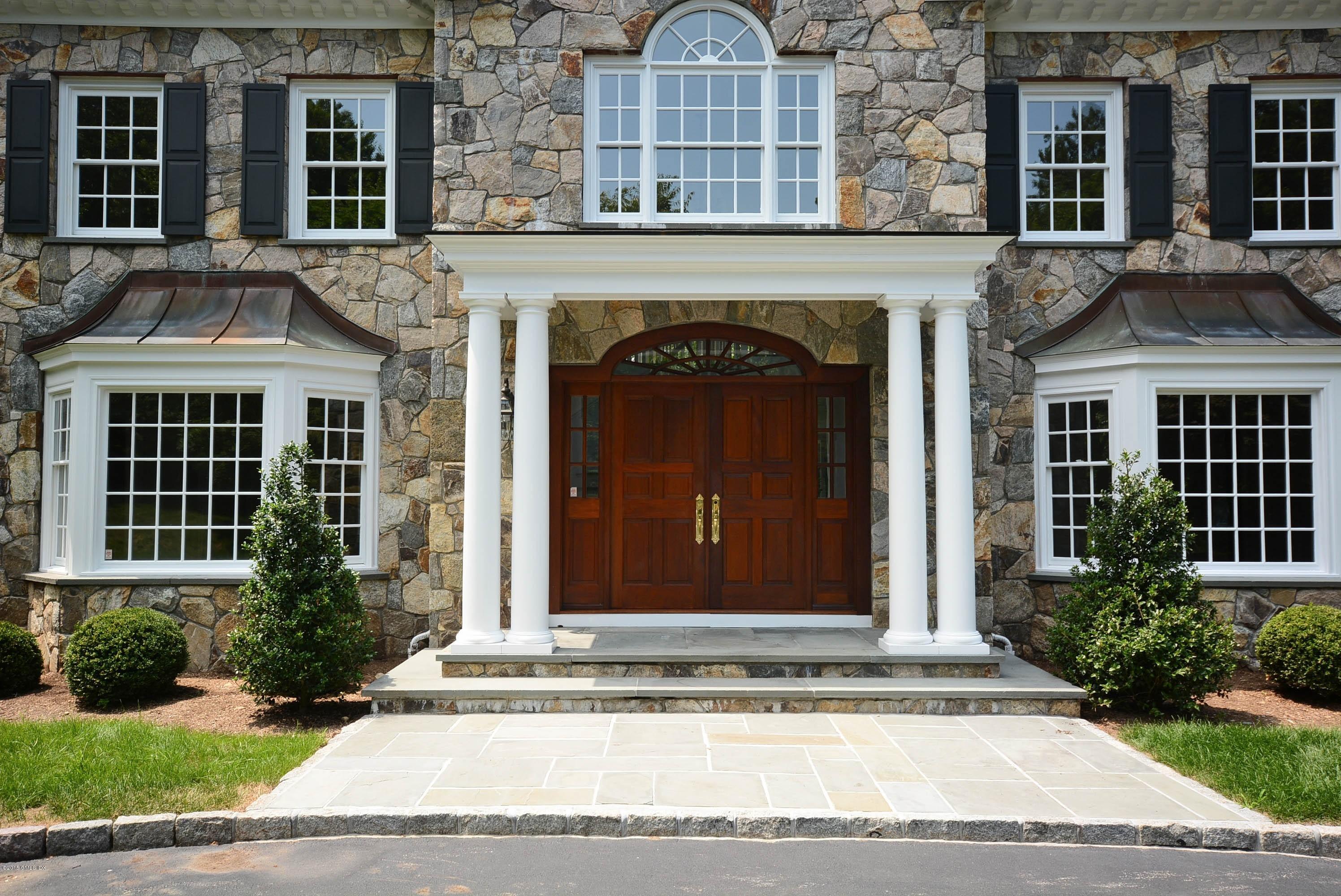 184 Lukes Wood Road New Canaan, CT 06840 - Photo 2 of 23 99073673-2