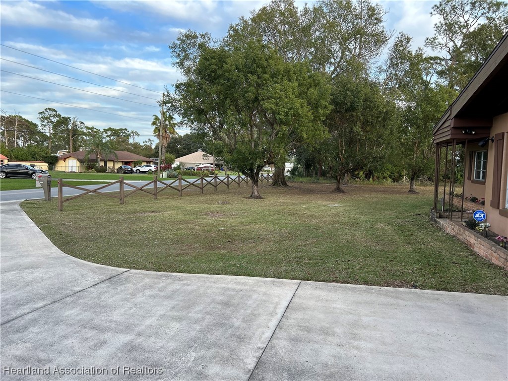 3505 Golfview Road Sebring, FL 33875 - Photo 38 of 50 a view of a park