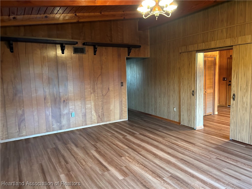 3505 Golfview Road Sebring, FL 33875 - Photo 6 of 50 a view of a house with wooden floor