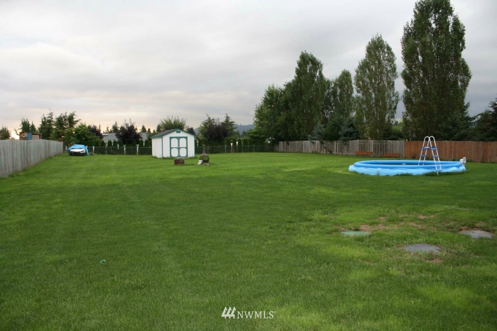 18045 Applegate Street Southwest Rochester, WA 98579 - Photo 3 of 8