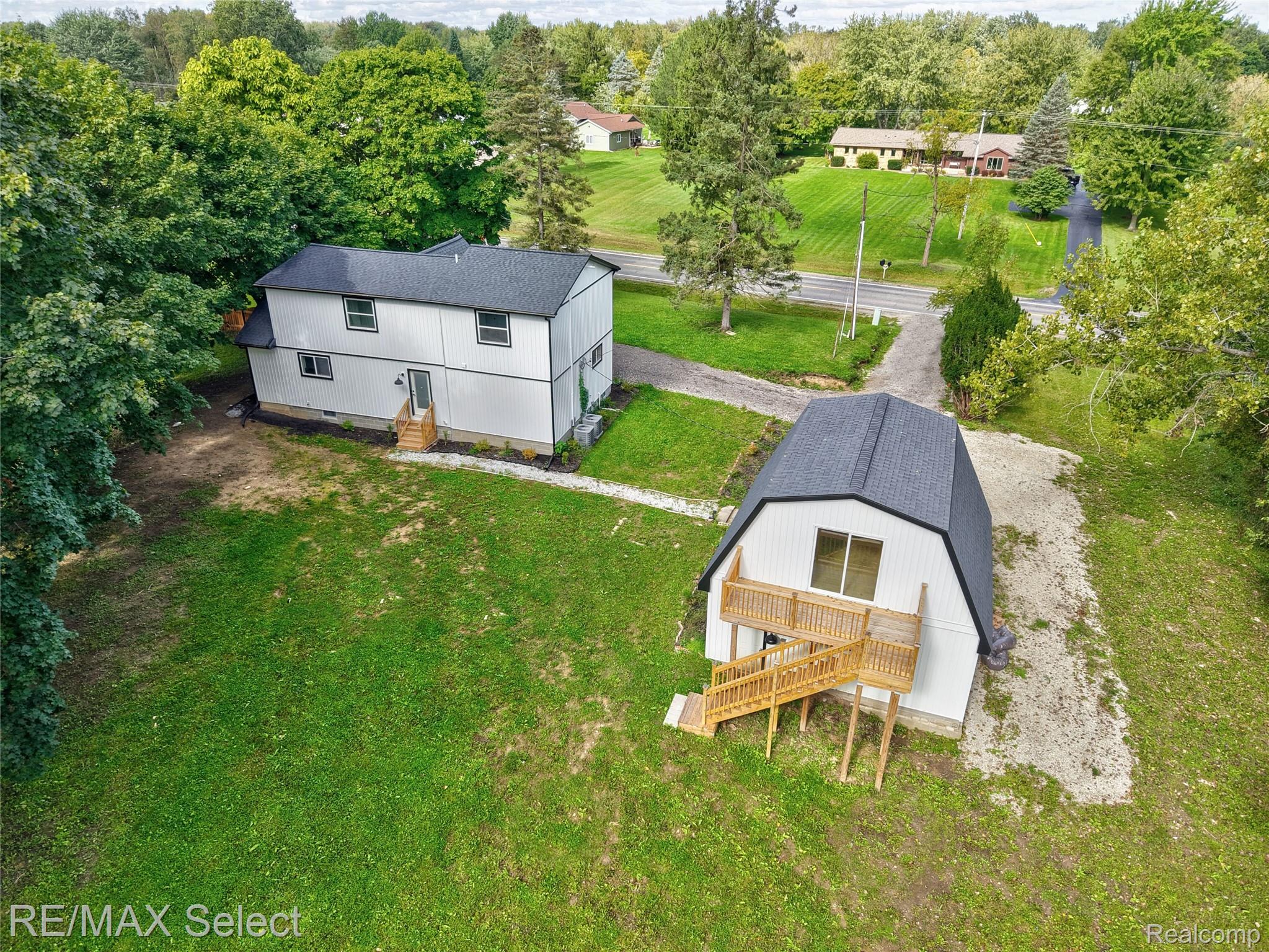 12111 Linden Road Linden, MI 48451 - Photo 18 of 63 12111 Linden Rd 25.jpg