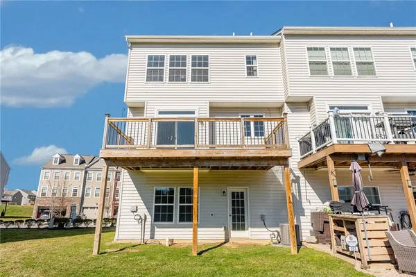 $2,800 | 209 Eagle Drive, Cranberry Township, PA 16066