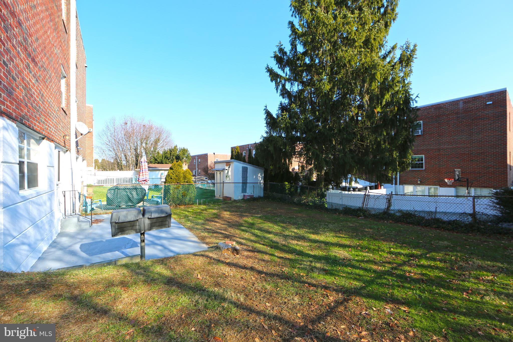 11723 Lockart Road Philadelphia, PA 19116 - Photo 30 of 31 Gallery Image 30